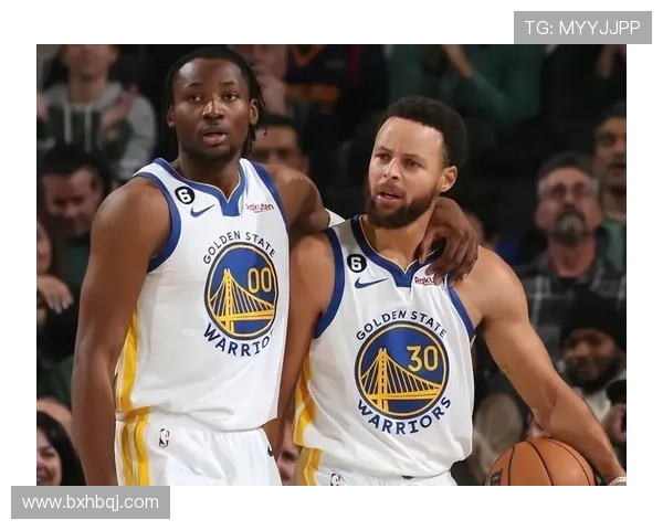 杭州篮球队团队协作引发热议球迷对战术配合和球员默契度的不同看法